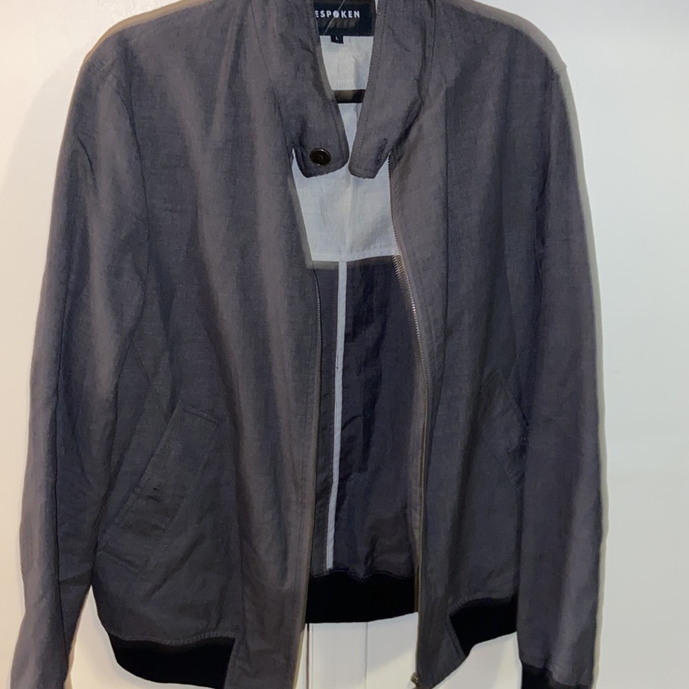 Lightweight Gray Jacket - image 2